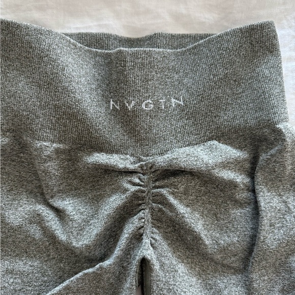 Nvgtn scrunch shorts - Picture 2 of 2